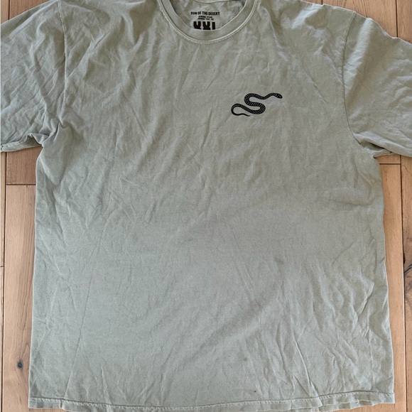 *NWT* Sun of the Desert 29 Palms Snake T-Shirt - Picture 6 of 8